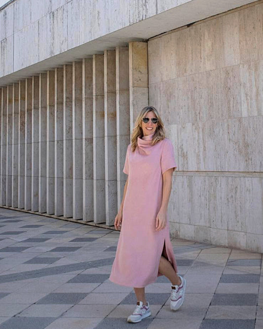 Húzott nyakú téglalap ruha